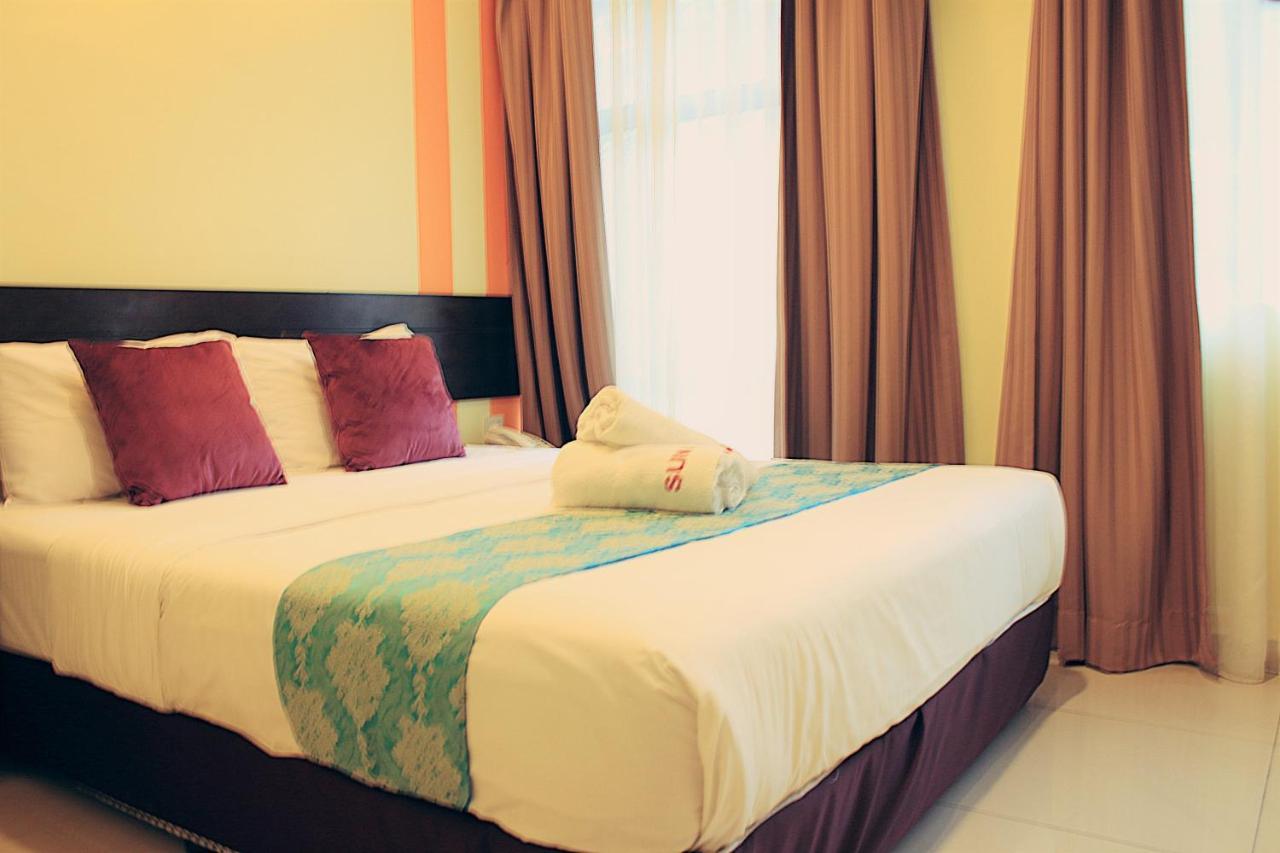 Sun Inns Permas Jaya Johor Bahru Exterior foto